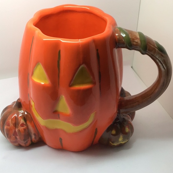 Other - Large Decorative orange Halloween ceramic cup